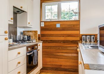 Typical Mullion Lodge Premier