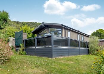 Harbour Lodge Premier