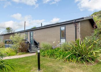 Harbour Lodge Premier