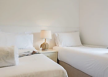 Harbour Premier Lodge