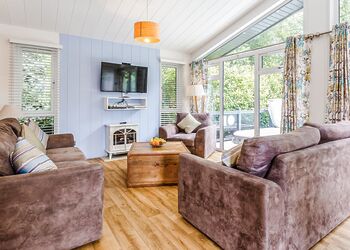 Typical Marconi Premier Lodge