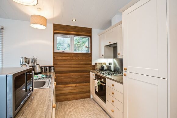 Typical Mullion Lodge