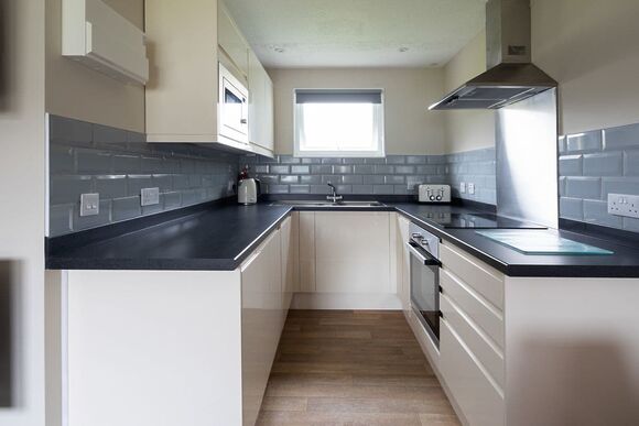 Compass Bungalow - Lizard Point, Lizard Peninsula