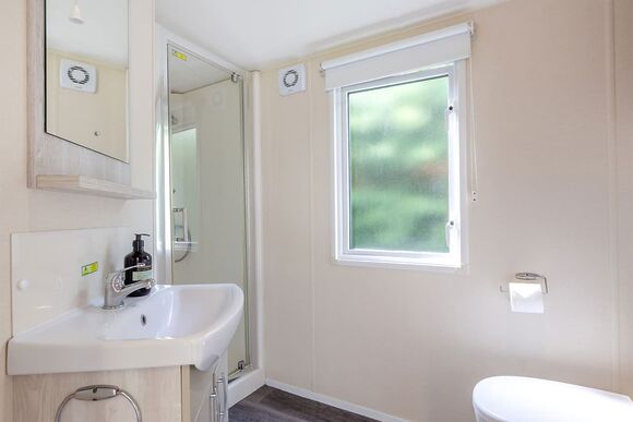 Bronze Caravan with parking - Lizard Point, Lizard Peninsula