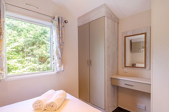 Bronze Caravan with parking P, Bronze Caravan with parking - Lizard Point, Lizard Peninsula