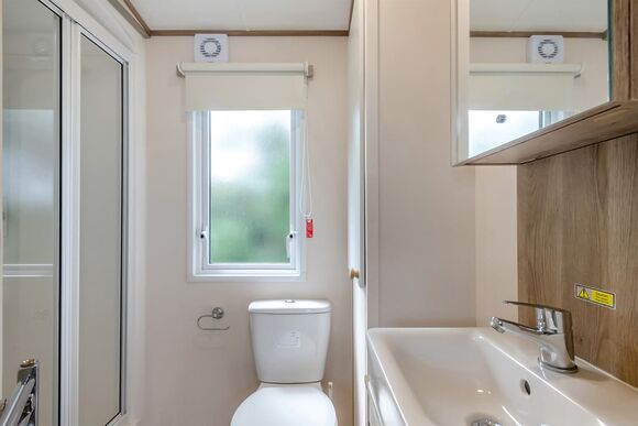 Bronze Caravan with parking - Lizard Point, Lizard Peninsula