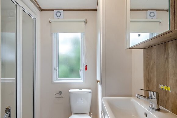 Bronze Caravan with parking* P, Bronze Caravan with parking - Lizard Point, Lizard Peninsula