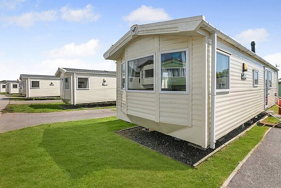 Bronze Caravan with parking, Bronze Caravan with parking** P - Lizard Point, Lizard Peninsula