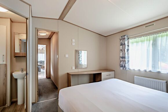 Gold Caravan with parking & decking - Lizard Point, Lizard Peninsula