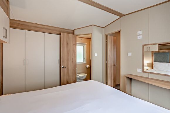 Gold Caravan with parking & decking - Lizard Point, Lizard Peninsula