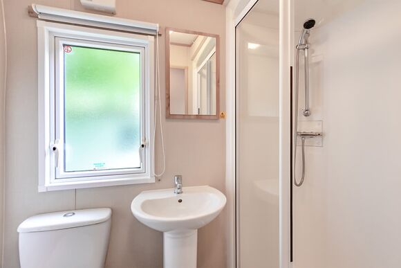 Gold Caravan with parking & decking - Lizard Point, Lizard Peninsula