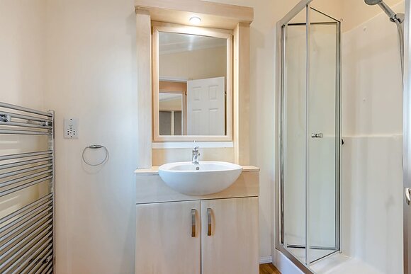 Superior Lodge with parking, ensuite & decking, Superior Lodge with parking, ensuite & decking P - Lizard Point, Lizard Peninsula