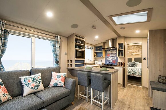 Bronze Premium Caravan, Sleeps 2. With dedicated parking and ensuite. - Lizard Point, Lizard Peninsula