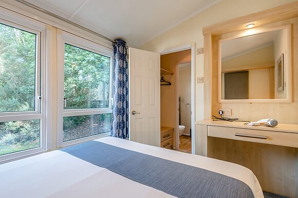 Superior 2 Lodge slp 4 parking, ensuite, decking - Lizard Point, Lizard Peninsula
