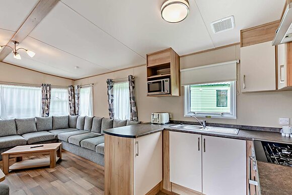 Gold 2 Caravan slp 6,  parking, ensuite, decking - Lizard Point, Lizard Peninsula