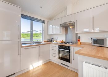 Hollows Lodge (Pet), Hollows Lodge - Mundesley Holiday Village, Mundesley