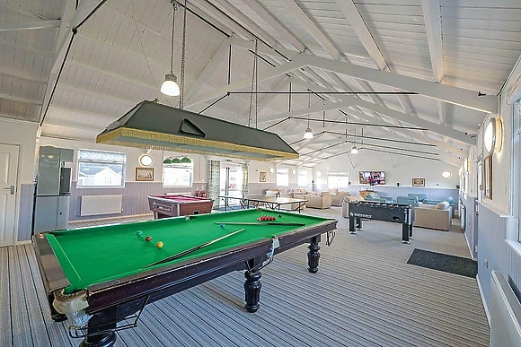 Lounge with games area 