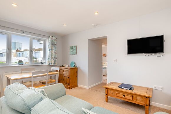 2 Bed Bungalow - Mundesley Holiday Village, Mundesley