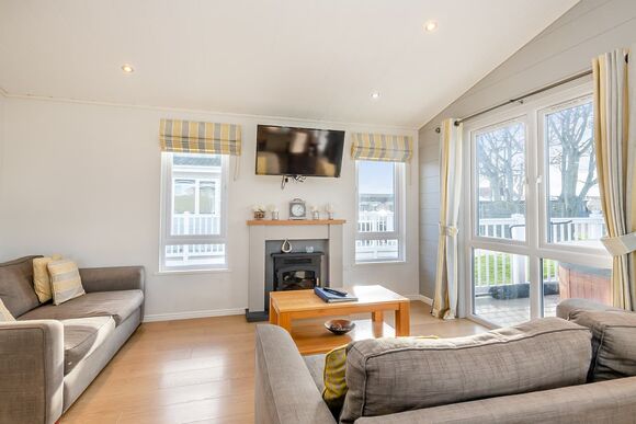 Hollows Lodge, Hollows Lodge (Pet) - Mundesley Holiday Village, Mundesley