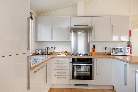 Hollows Lodge (Pet), Hollows Lodge - Mundesley Holiday Village, Mundesley