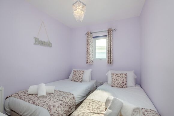 Compact 3 Bed Bungalow - Mundesley Holiday Village, Mundesley