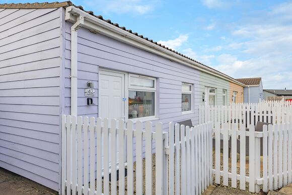 2 Bed Bungalow (2 Doubles)  - Mundesley Holiday Village, Mundesley