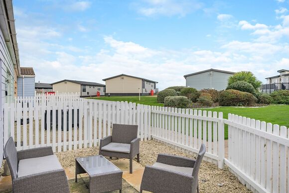  2 Bed Bungalow (Pet) - Mundesley Holiday Village, Mundesley