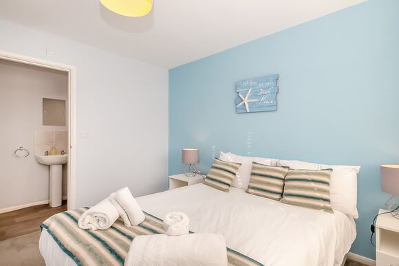 3 Bed Bungalow (Pet), 3 Bed Bungalow - Mundesley Holiday Village, Mundesley