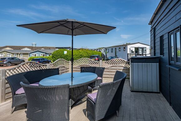 Ebony Barn (Pet) - Mundesley Holiday Village, Mundesley