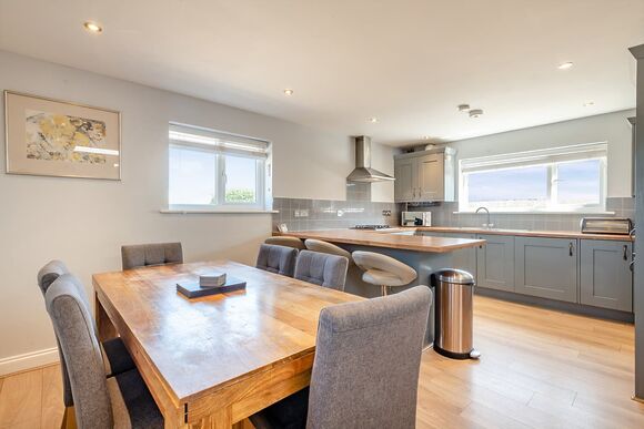 Ebony Barn (Pet) - Mundesley Holiday Village, Mundesley