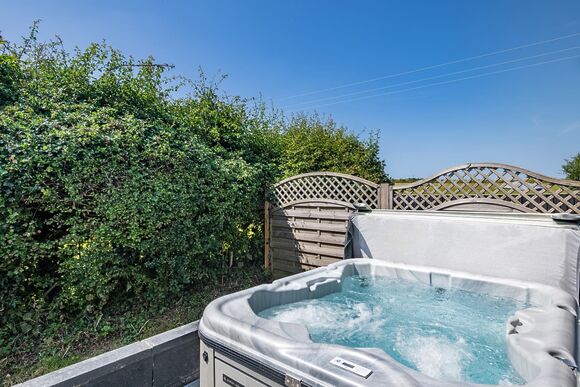 Kestrel Cottage (Pet) - Mundesley Holiday Village, Mundesley