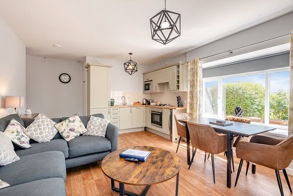 Kestrel Cottage (Pet) - Mundesley Holiday Village, Mundesley