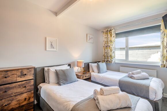 Kestrel Cottage (Pet) - Mundesley Holiday Village, Mundesley