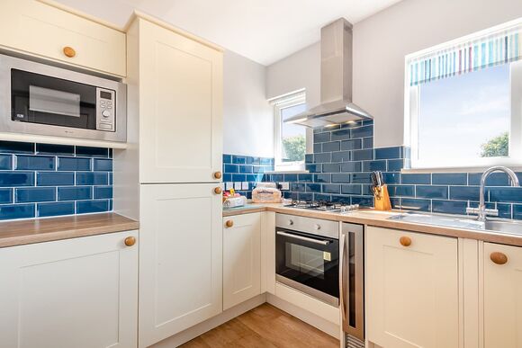 Oyster Cottage (Pet) - Mundesley Holiday Village, Mundesley