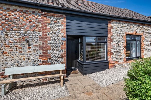 Windmill Cottage (Pet) - Mundesley Holiday Village, Mundesley