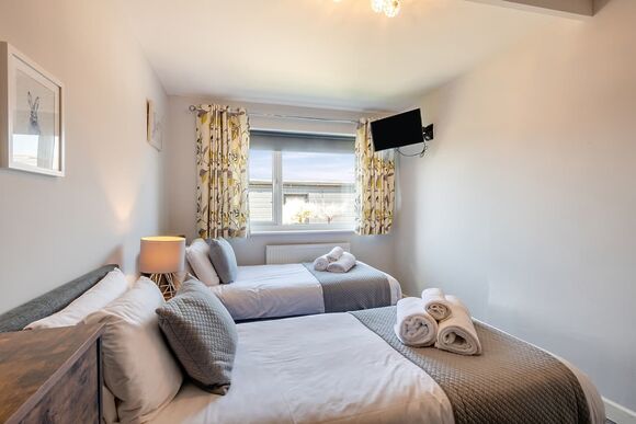 Windmill Cottage (Pet) - Mundesley Holiday Village, Mundesley