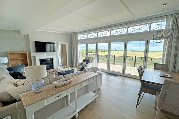  Sea View 1 - Mundesley Holiday Village, Mundesley