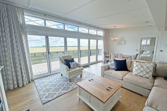  Sea View 1 - Mundesley Holiday Village, Mundesley