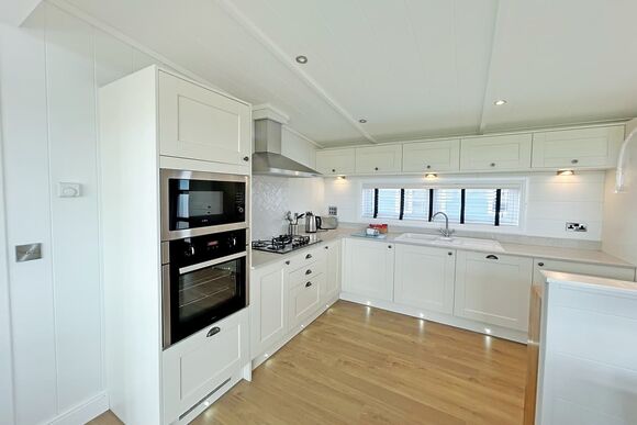  Sea View 1 - Mundesley Holiday Village, Mundesley