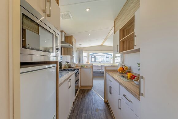 Bronze Caravan with parking - Nairn Lochloy, Nairn, Moray Firth, Inverness