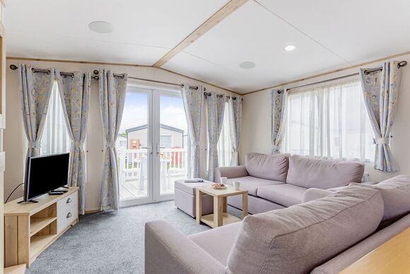 Gold Premium Caravan with parking & decking - Nairn Lochloy, Nairn, Moray Firth, Inverness