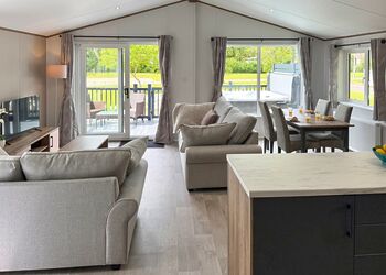 Woodland 3 Bed LodgeHazel - Notter Bridge Holiday Park, Notter Bridge, Saltash
