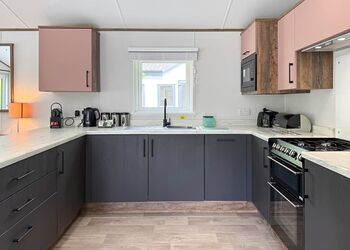 Woodland 3 Bed LodgeHazel - Notter Bridge Holiday Park, Notter Bridge, Saltash