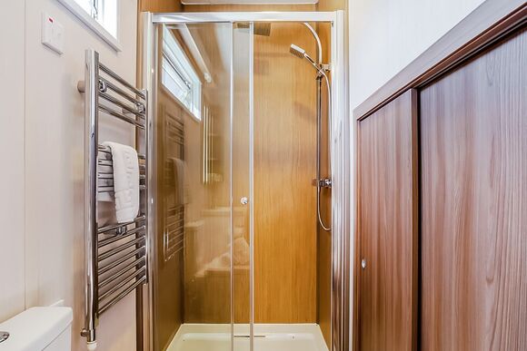 Ensuite Glamping Pod &ndash; Kingfisher - Notter Bridge Holiday Park, Notter Bridge, Saltash