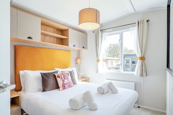 Riverside 2 Bed Holiday Caravan &ndash; Lynher Retreat - Notter Bridge Holiday Park, Notter Bridge, Saltash