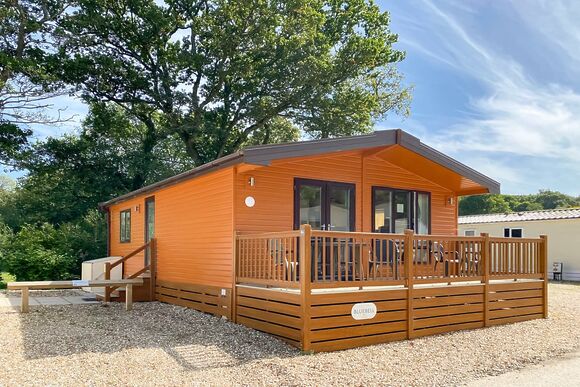 Woodland 2 Bed Holiday Lodge &ndash; Blubell - Notter Bridge Holiday Park, Notter Bridge, Saltash