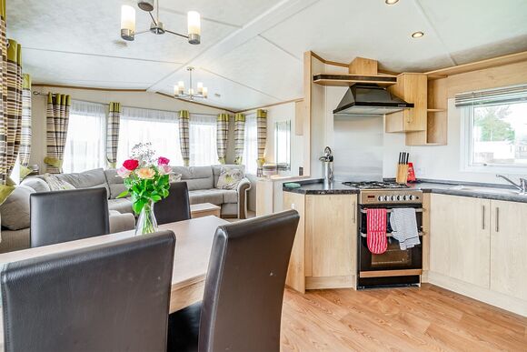 Angus Caravan - Nethercraig Holiday Park, Alyth, Perthshire