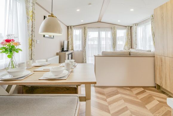 Airlie Caravan - Nethercraig Holiday Park, Alyth, Perthshire