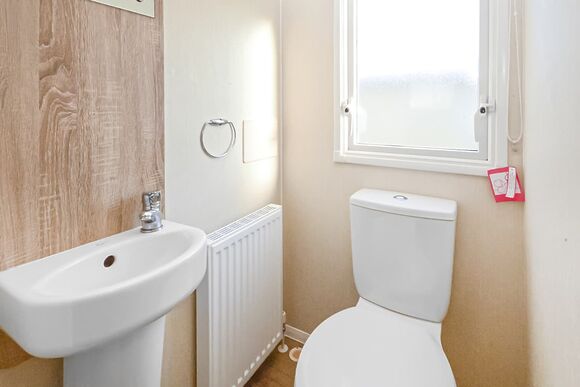 Gold  4 Caravan - New Beach, Dymchurch