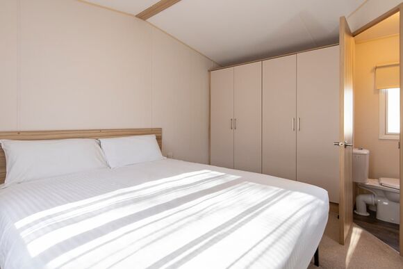 Gold 2 Caravan (Pet Friendly) - Newhaven, Newhaven, Nr Buxton